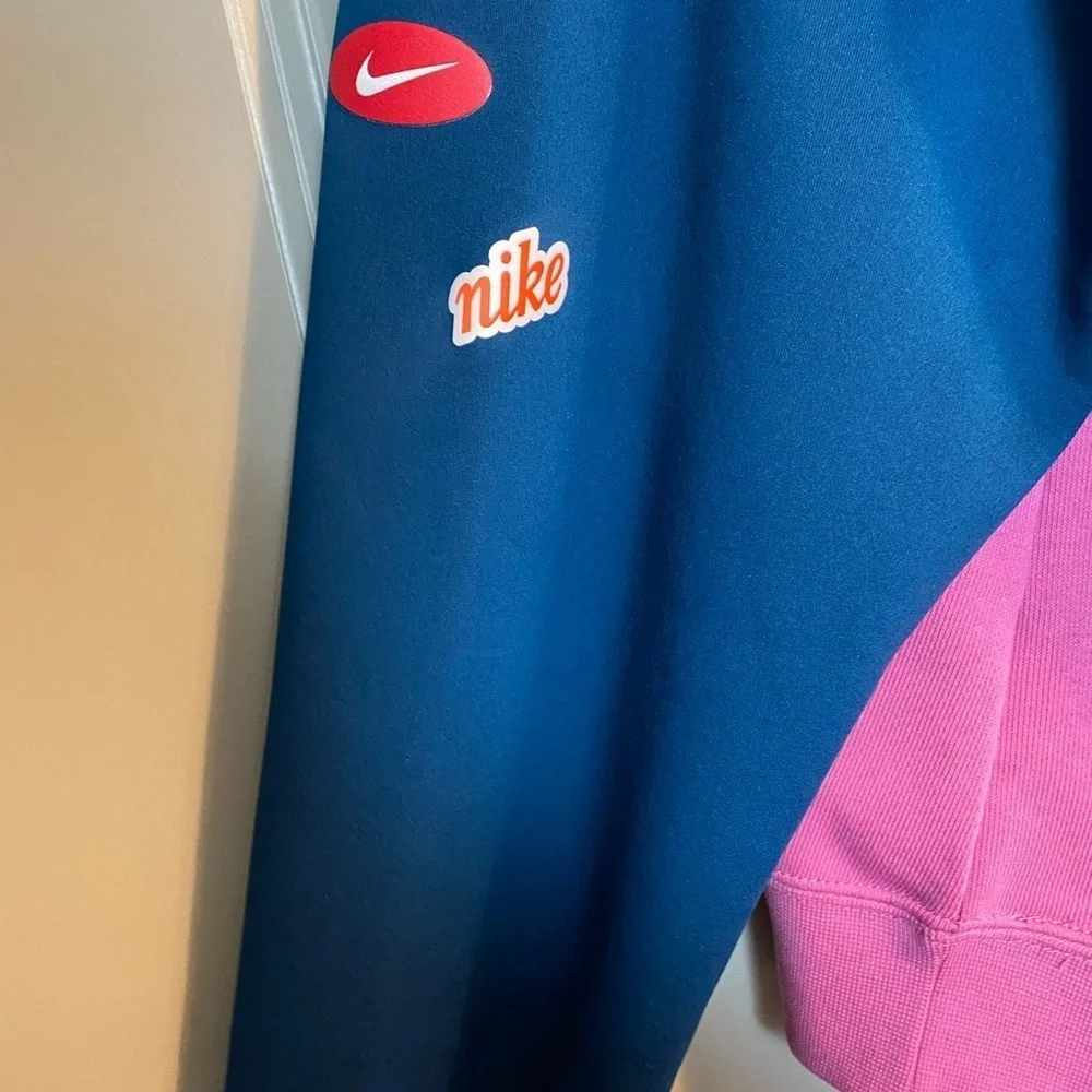 NWOT Nike Pro half zip